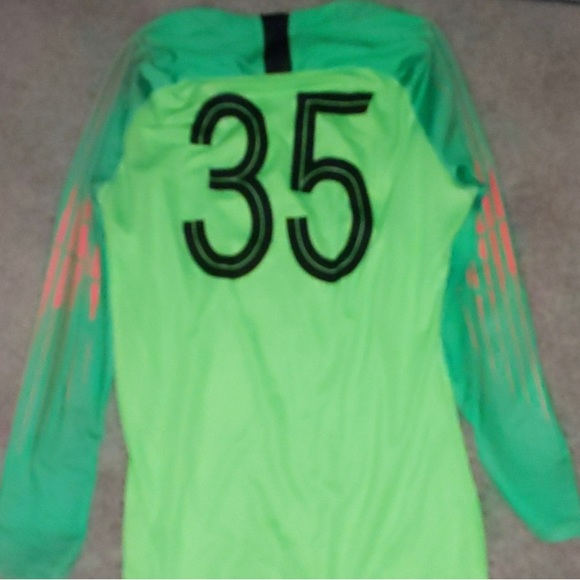 Nike Gardien II Goalkeeper Kit Set (jersey shorts and socks) - Picture 3 of 3